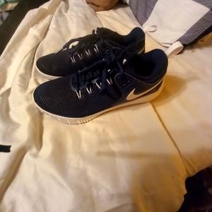 Nike ZOOM hyper ace volleyball shoes navy blue. NEW!!!